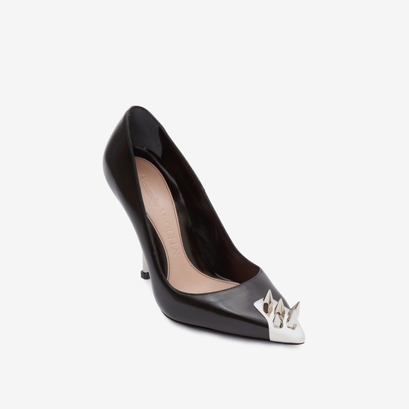 Alexander McQueen Punkstud Leather Pumps - Picture 2 of 9